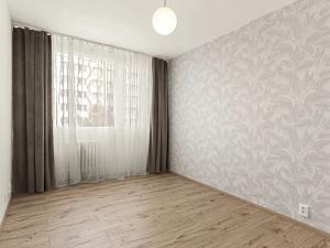 Prodej bytu 2+kk, Praha - Chodov, Hněvkovského, 42 m2
