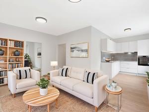 Prodej bytu 2+kk, Praha - Dejvice, Kafkova, 50 m2