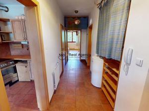 Pronájem bytu 2+kk, Praha - Suchdol, Suchdolské náměstí, 59 m2