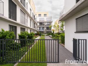 Pronájem bytu 2+kk, Praha - Hodkovičky, Šenácká, 53 m2