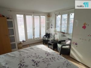 Pronájem bytu 2+kk, Praha - Holešovice, Tusarova, 73 m2