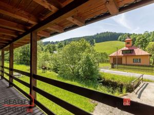 Prodej chalupy, Velké Karlovice - Malé Karlovice, 133 m2
