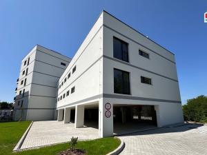 Pronájem bytu 1+kk, Plzeň - Doubravka, Pilařská, 31 m2