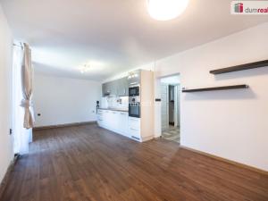 Prodej bytu 3+1, Benešov nad Černou - Ličov, 62 m2