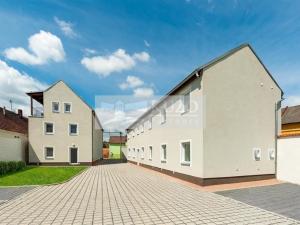 Prodej bytu 3+kk, Líšťany, Hunčice, 77 m2