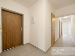 Prodej bytu 3+kk, Líšťany, Hunčice, 77 m2