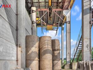 Prodej skladu, Bílá Třemešná, 3070 m2