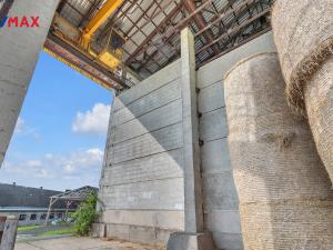 Prodej skladu, Bílá Třemešná, 3070 m2
