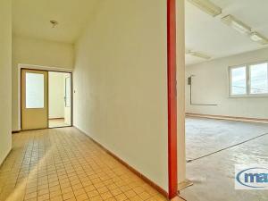 Pronájem kanceláře, Moravany, 94 m2
