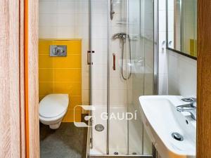 Pronájem bytu 1+kk, Praha - Hlubočepy, Geologická, 22 m2