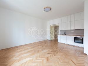 Prodej bytu 3+kk, Praha - Holešovice, Tovární, 96 m2