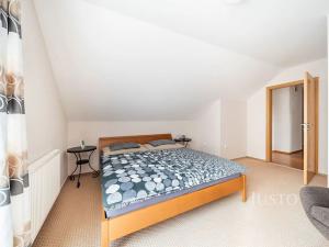Prodej rodinného domu, Třeboň, U sv. Petra a Pavla, 185 m2