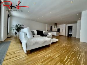 Pronájem bytu 3+kk, Praha - Karlín, 127 m2