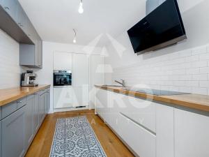 Prodej bytu 3+kk, Praha - Břevnov, Šlikova, 97 m2