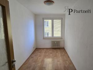 Pronájem bytu 3+1, Opava, Bílovecká, 66 m2