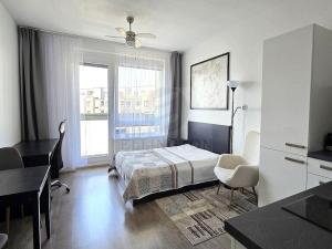 Pronájem bytu 1+kk, Praha - Střížkov, Makedonská, 35 m2