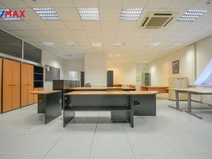 Pronájem kanceláře, Hradec Králové - Věkoše, Akademika Bedrny, 126 m2