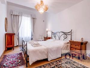 Pronájem bytu 3+kk, Praha - Nové Město, Truhlářská, 126 m2
