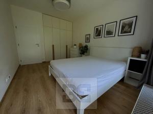 Pronájem bytu 2+kk, Praha - Modřany, Na Komořsku, 59 m2