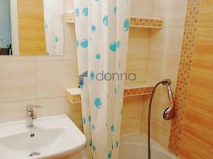Pronájem bytu 1+kk, Praha, Litoměřická, 29 m2