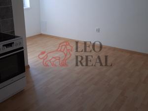 Pronájem bytu 1+kk, Nový Bor, Mařákova, 60 m2