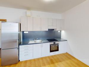 Pronájem bytu 1+kk, Zlín, Zelinova, 37 m2