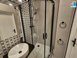 Pronájem bytu 2+1, Plzeň - Východní Předměstí, náměstí Generála Píky, 53 m2