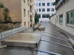 Pronájem obchodního prostoru, Praha - Žižkov, Hartigova, 600 m2