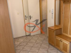 Prodej bytu 3+1, Vsetín, nám. Svobody, 72 m2