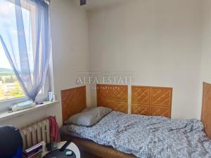 Prodej bytu 3+1, Nová Role, Školní, 58 m2