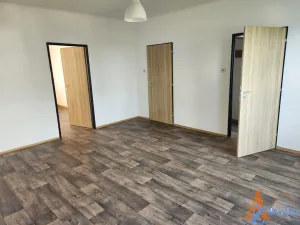 Pronájem bytu 3+1, Roztoky, Braunerova, 75 m2