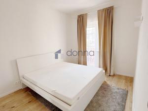 Pronájem bytu 2+kk, Praha, Hartigova, 56 m2