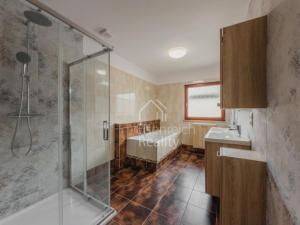 Prodej rodinného domu, Černilov - Újezd, 188 m2