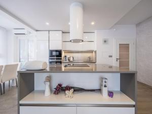 Pronájem bytu 4+kk, Praha - Dejvice, Heinemannova, 136 m2