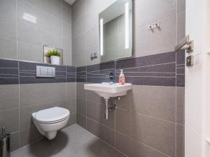 Pronájem bytu 4+kk, Praha - Dejvice, Heinemannova, 136 m2
