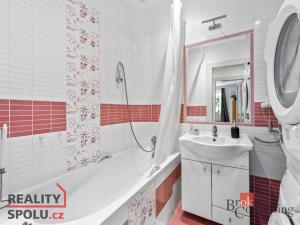Prodej bytu 2+kk, Praha - Holešovice, Jirečkova, 52 m2