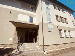 Pronájem bytu 1+kk, Pelhřimov, Skrýšovská, 39 m2