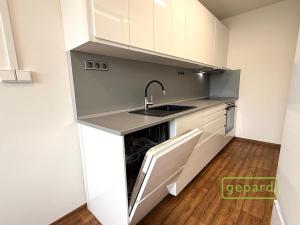Pronájem bytu 4+1, Praha, Vondroušova, 92 m2