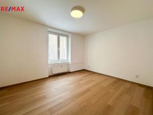 Pronájem bytu 2+1, Příbram - Příbram VII, náměstí 17. listopadu, 60 m2