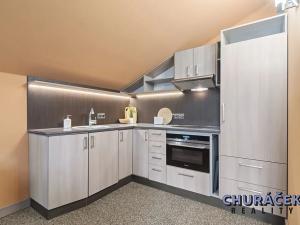 Prodej bytu 2+kk, Vrchlabí, Stavidlový vrch, 45 m2