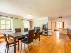 Prodej rodinného domu, Rožmberk nad Vltavou, 257 m2