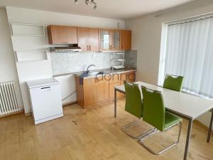 Pronájem bytu 2+kk, Praha, Mirovická, 59 m2