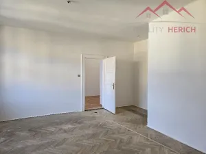 Prodej bytu 2+1, Chomutov, Křižíkova, 77 m2