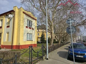 Prodej bytu 2+1, Chomutov, Křižíkova, 77 m2