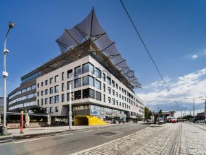 Pronájem obchodního prostoru, Praha, Nádražní, 1637 m2