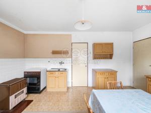 Prodej rodinného domu, Dolní Radechová, 180 m2