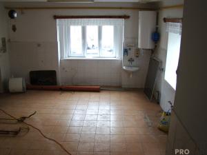 Pronájem komerční nemovitosti, Smečno, Jiráskova, 270 m2