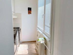Pronájem bytu 1+kk, Praha - Střížkov, Českolipská, 27 m2