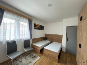 Pronájem bytu 1+kk, Roztoky, 12 m2