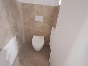 Prodej bytu 4+1, Karlovy Vary, Zámecký vrch, 118 m2